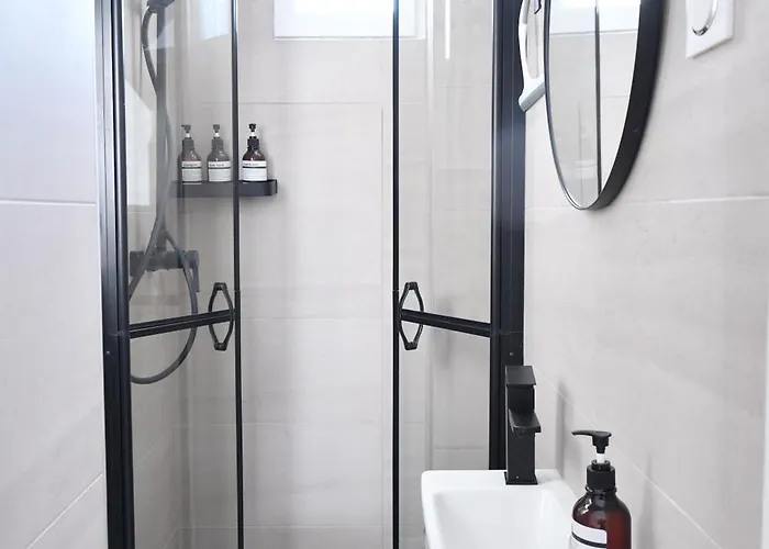 1 Pièce 20 M2 * Paris